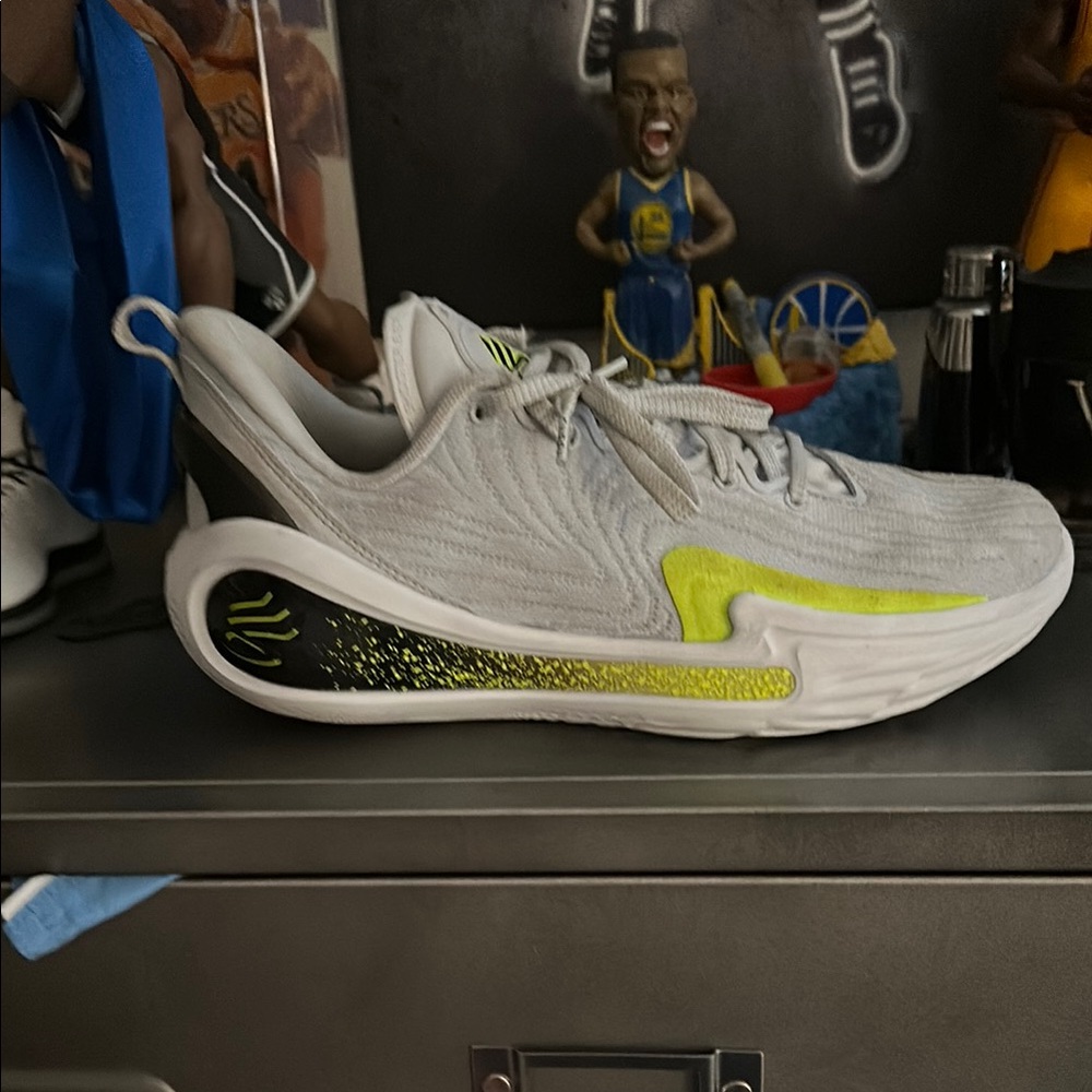 Curry 11